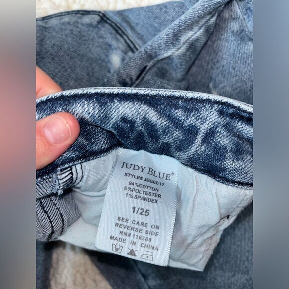 Woman’s Judy Blues - Picture 4 of 4